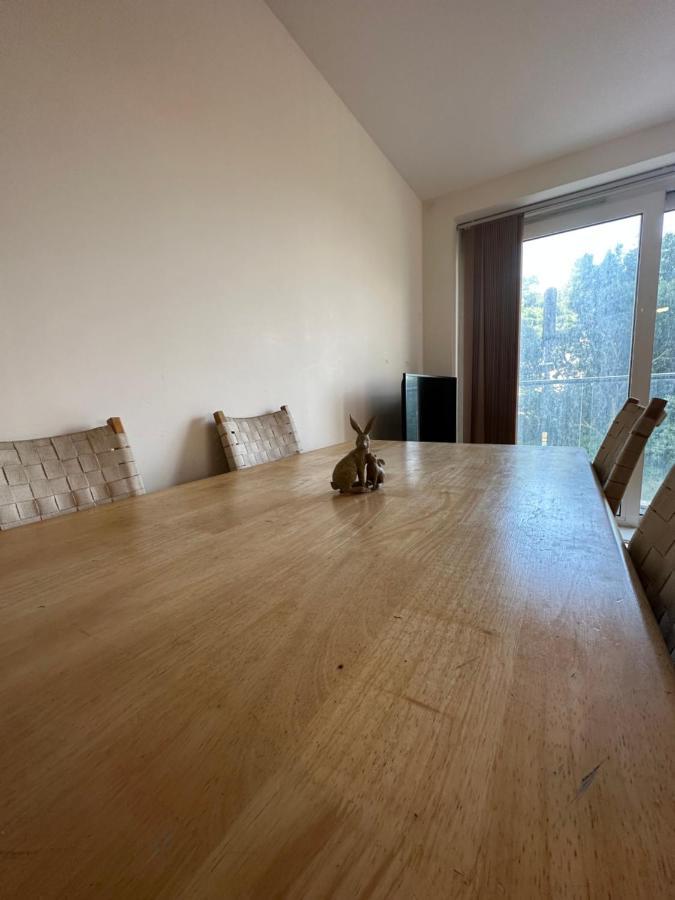 New Build 2 Bedroom With 2 Bath In Лондон Екстериор снимка