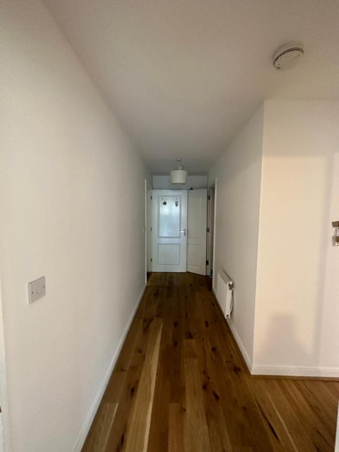 New Build 2 Bedroom With 2 Bath In Лондон Екстериор снимка